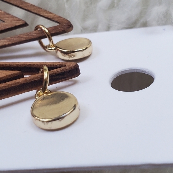 Express statement earings with orange and golden color tassels - Picture 4 of 5